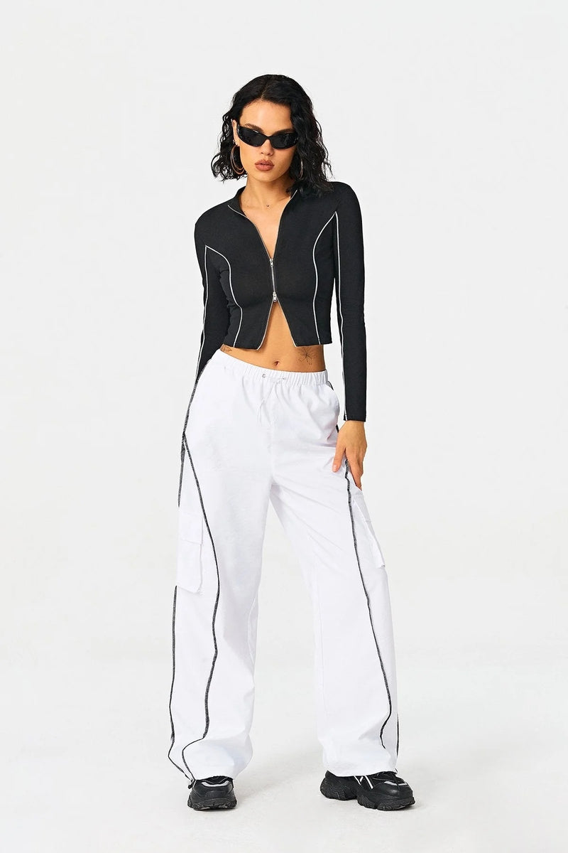 Lilly Collar Knitted Top = your new wardrobe must-have. ✨
From casual days to active workouts, this piece is all about versatility.🛒 Shop now: Aera apparel.com
.com
